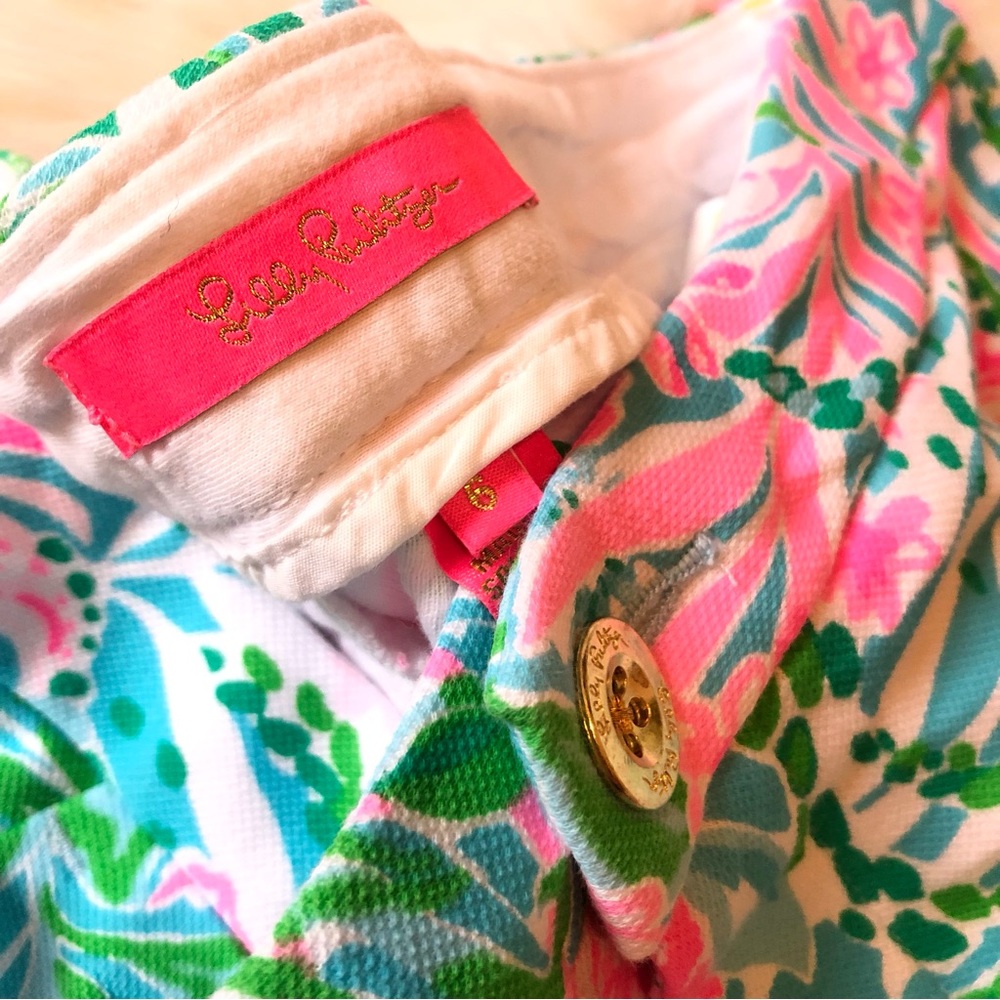 Lilly Pulitzer Knit Buttercup Shorts Amalfi Blue Leaf it Wild - Picture 5 of 7